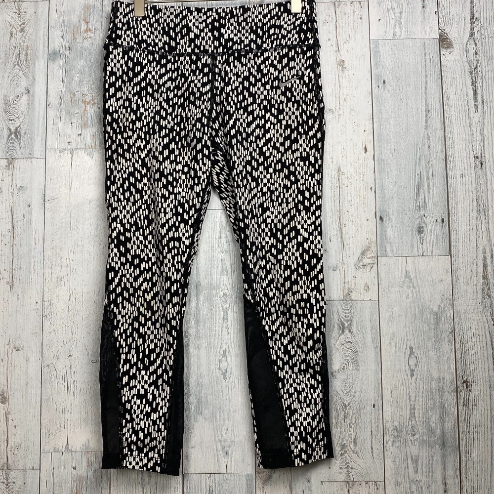 Nike epic lux crop running leggings Dri Fit S